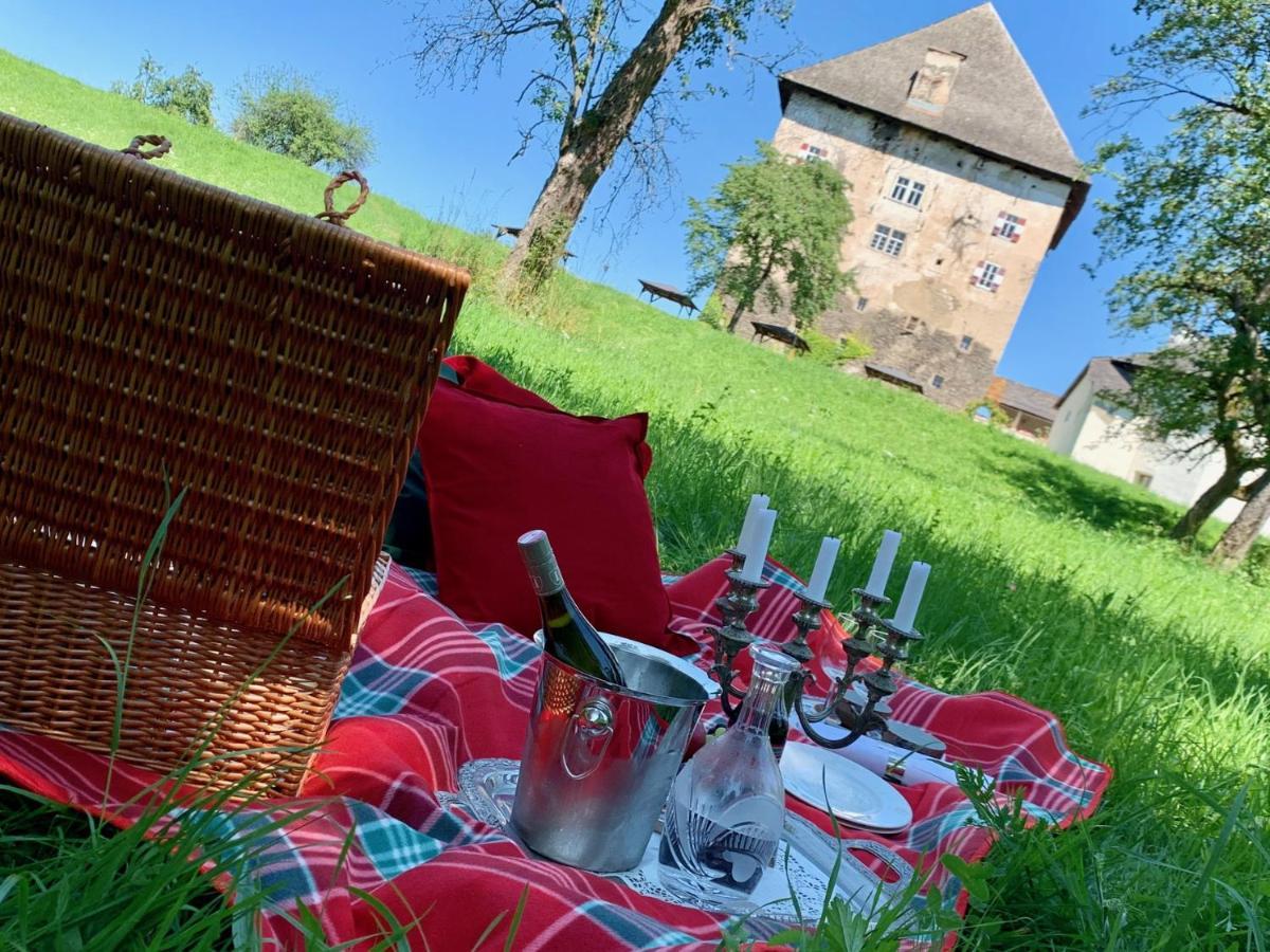 Schloss Moosburg Gaestehaus Exteriör bild